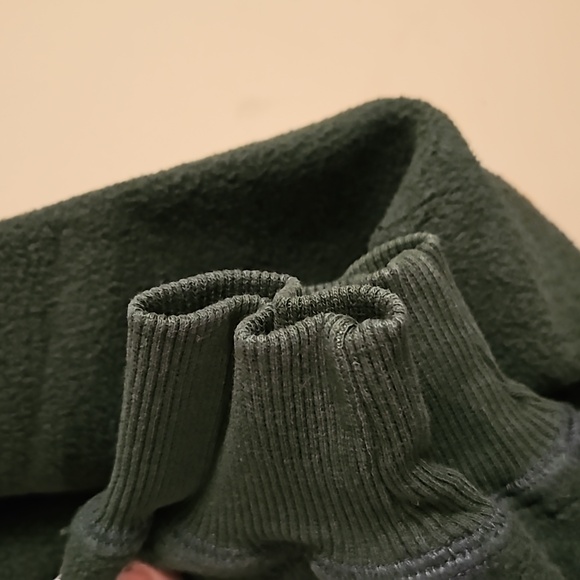 Effem Inc Ivey Green Fleece Pullover - Picture 4 of 5